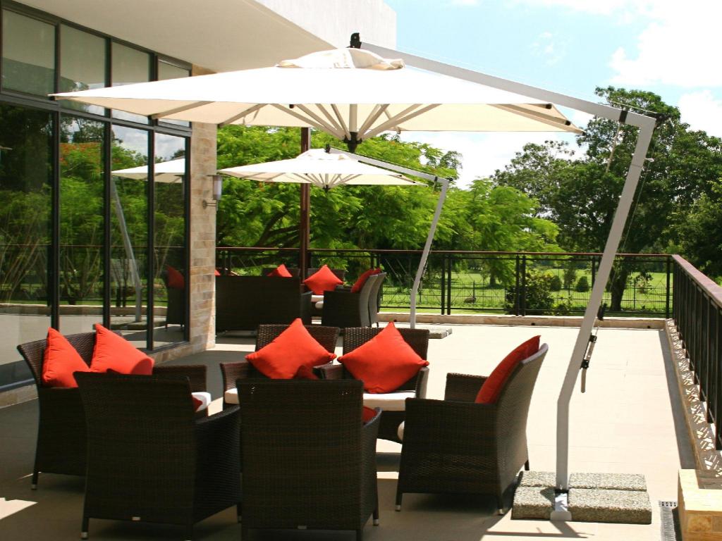 Mount Meru Hotel
