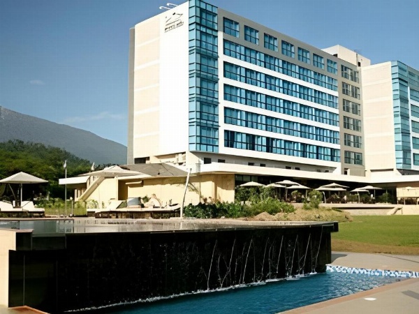 Mount Meru Hotel image 8